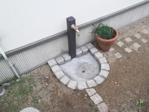 デザイン立水栓