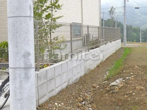 境界フェンス塀 LIXILリクシル ハイグリッドフェンスUF8型 TOEXトエックス コンクリートブロック