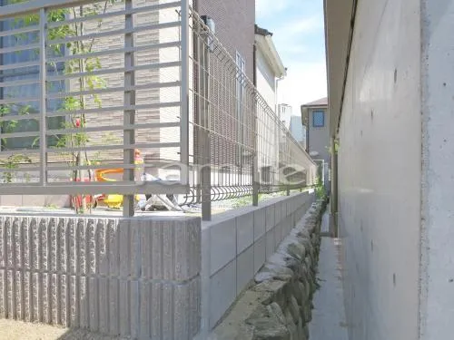 境界フェンス塀 LIXILリクシル ハイグリッドフェンスUF8型 TOEXトエックス コンクリートブロック