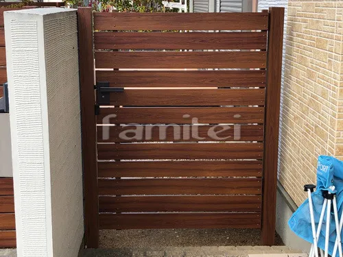 お庭の門扉 オリジナル木製調 ナチュラルウッド プランパーツ アルミ平板 木目調ウォール