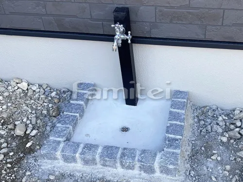ピンコロ石囲い モルタル仕上げ 洗い場 お客様ご支給品 立水栓取付