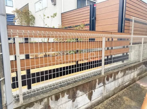アルミ形材 フェンス YKKAP 木製調 ルシアスX02型 横スリット 目隠し 木調・ラティス ブロック塀 （化粧ブロック） ユニソン ジャスティ 