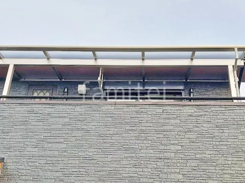 ２階ベランダ屋根  YKKAP ソラリアF フラット屋根 壁付 スタンダード