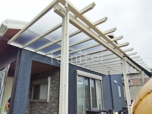 １階テラス屋根 （雨除け） YKKAP フル木製調 サザンテラス パーゴラタイプ フラット屋根 壁付 スタンダード