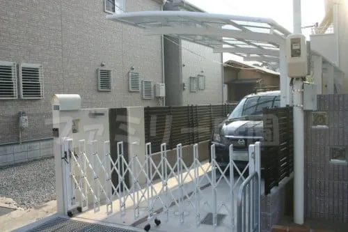 茨木市　シンプル外構　カーポート　デザイン　土間コンクリート　洋風
