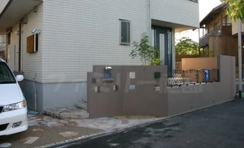 奈良市　オープン外構　門柱　フェンス　埋め込み式口金ポスト