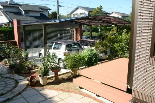 和泉市　クローズ外構　洋風　車庫　シャッターゲート