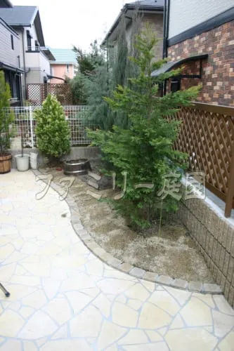 京都市　リフォーム庭工事　自然石乱形貼り