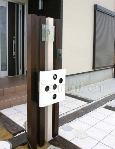 岸和田市　　オープン/シンプル外構　角柱門柱