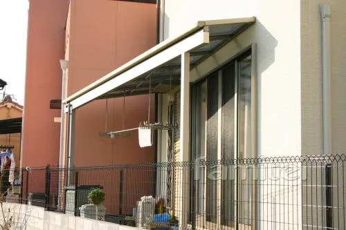 亀岡市　オープン外構　カーポート　テラス屋根1階　境界フェンス