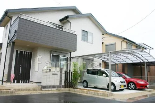 奈良市　オープン外構・シンプルデザイン　化粧ブロック門柱　カーポート２台