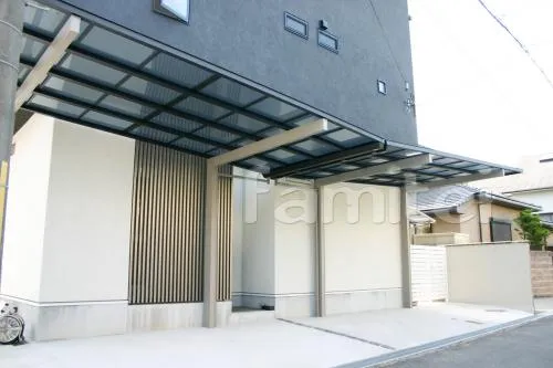近江八幡市 新築オープン・シンプル外構　カーポート：新日経エッジ　サイクルポート