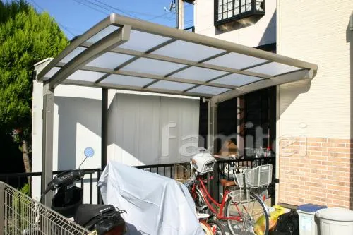 新築オープン外構　カーポート　自転車屋根：サイクルポート　デザイン門柱