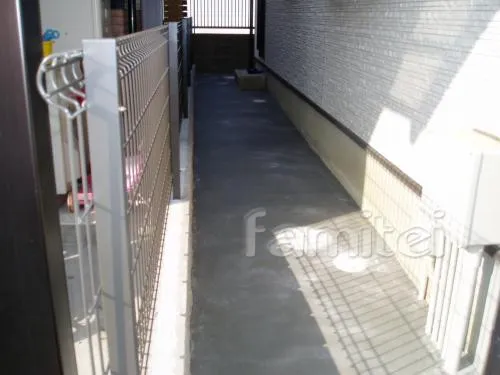 堺市で小工事　犬走り・自転車屋根：サイクルポート　化粧ブロック屋根