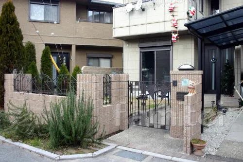神戸市で化粧ブロック塀のリフォーム外構　鋳物門扉　化粧ブロック