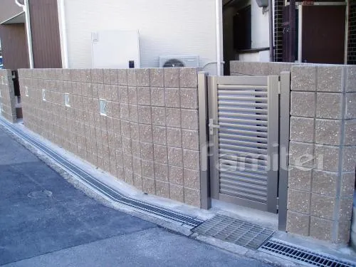 牧方市のリフォーム工事　化粧ブロック塀