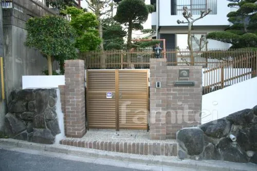 奈良市の門まわりリフォーム　レンガ門柱　郵便ポスト