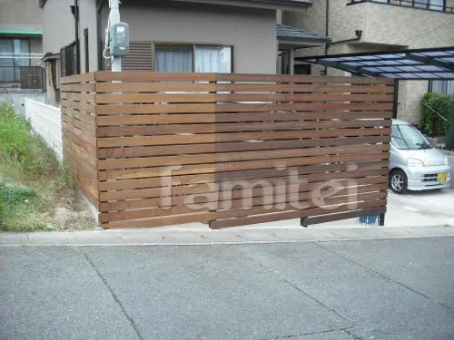 香芝市のリフォーム外構　目隠し木製フェンス　カーポート