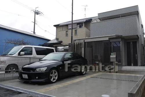 茨木市のオープン外構　目隠し TOEXプラスＧユニット　機能門柱　テラス屋根