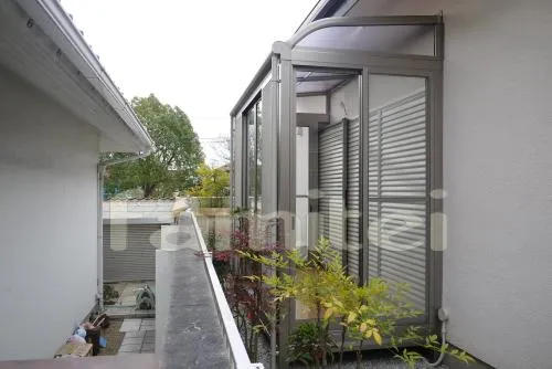 奈良市　リフォーム外構　階段手すり　門扉　ガラスブロック　ガーデンルーム