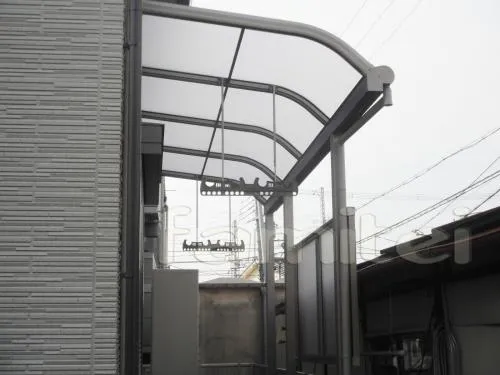 宇治市　カーポート プライスポート２台　　レギュラーテラス屋根１Ｆ 洗濯物干し 目隠しサイドパネル