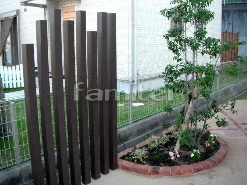 西宮市　庭リフォーム　レンガ花壇とアルミ角柱　化粧砂利