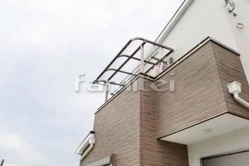 堺市　ベランダ屋根　レギュラーテラス屋根２階　物干し