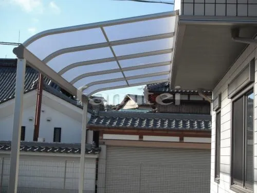湖南市　車庫増設リフォーム　テラス屋根１階　人工木ウッドデッキ