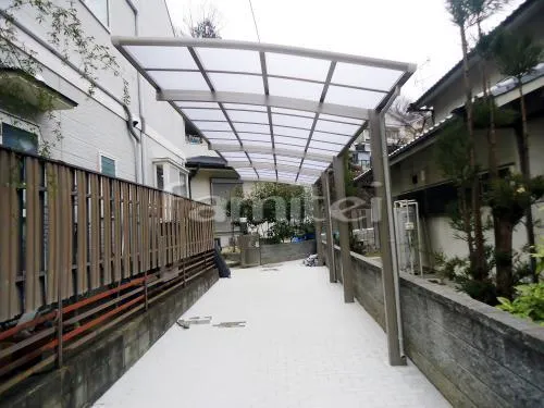 京都市　間口狭い奥まった土地のオープン外構　タイルデッキ　LIXILガーデンルームジーマ