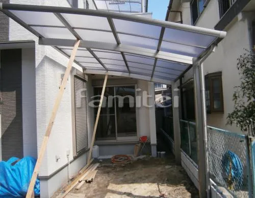 大阪市　カーポート プライスポート１台　ベランダ屋根 レギュラーテラス屋根２階 物干し