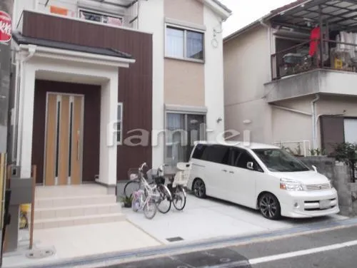 枚方市　シンプル外構　立水栓　アプローチタイル貼　ベランダ屋根 フラットテラス２階