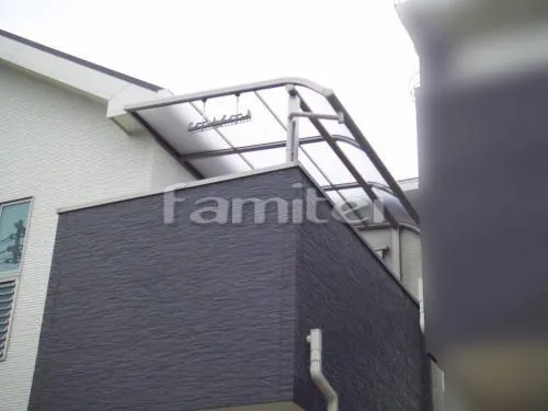 岸和田市 ベランダ屋根 レギュラーテラス屋根２階 物干し