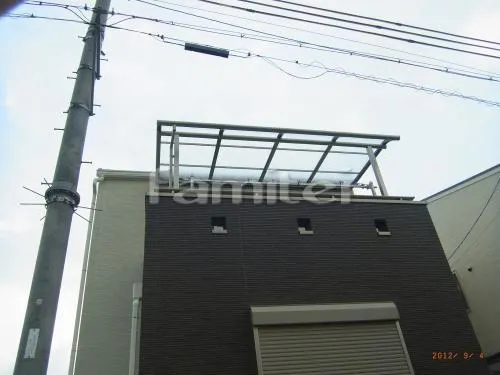 宝塚市 ベランダ屋根 レギュラーテラス屋根２階 カーポート プライスポート１台