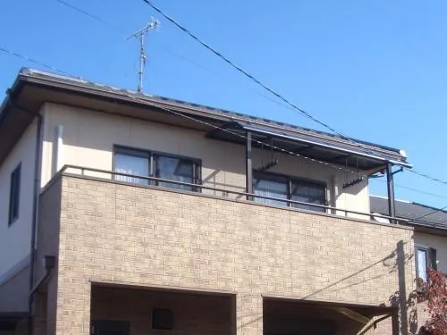 近江八幡市 ベランダ屋根 レギュラーテラス屋根２階 物干し