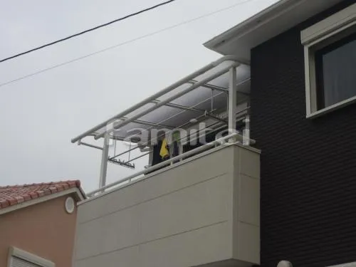 泉南市　カーポート　プライスポート２台ワイド　レギュラーテラス屋根2階　物干し
