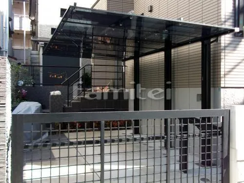 神戸市　カーポート 三協立山F-1 1台　ガーデンルーム LIXIL(リクシル) ココマ タイルデッキ サンルーム