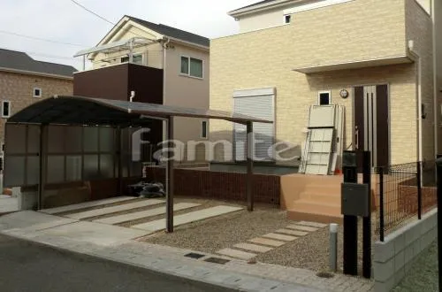 神戸市　新築オープン外構　角柱門柱 木調アルミ角材プランパーツ
