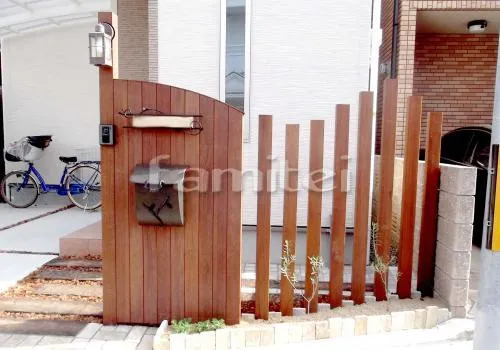 堺市 木調デザイン外構リフォーム 枕木アプローチ ウリン門柱 ヤシの実チップ