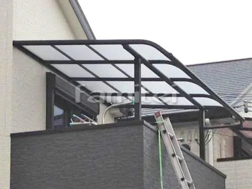 岸和田市 エクステリア工事 ベランダ屋根 レギュラーテラス屋根 2階用 R型アール屋根