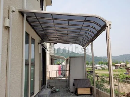 姫路市 エクステリア工事 雨除け屋根 レギュラーテラス屋根 1階用 R型アール屋根