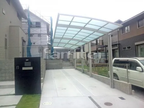 三田市 エクステリア工事 カーポート YKKAP レイナポートグラン 縦2台用 (縦連棟) R型アール屋根