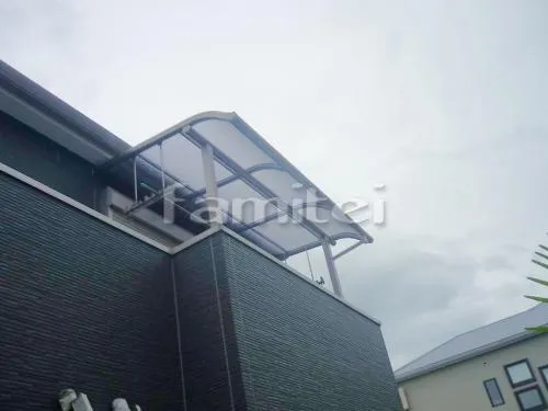 大阪狭山市 エクステリア工事 ベランダ屋根 レギュラーテラス屋根 2階用 R型アール屋根 物干し
