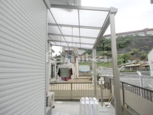 和歌山市 エクステリア工事 洗濯干し屋根 フラットテラス屋根 1階用 F型 物干し