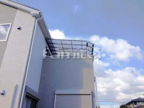 生駒郡三郷町 エクステリア工事 ベランダ屋根 レギュラーテラス屋根 2階用 R型アール屋根 物干し