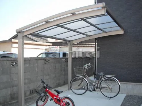 彦根市 外構工事 新築シンプルモダン オープン外構 玄関まわり 門柱 植栽 照明 花壇