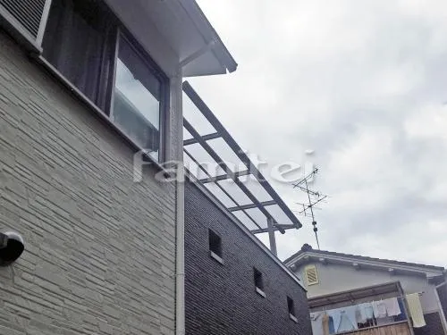 城陽市 エクステリア工事 ベランダ屋根 フラットテラス屋根 2階用 F型 物干し