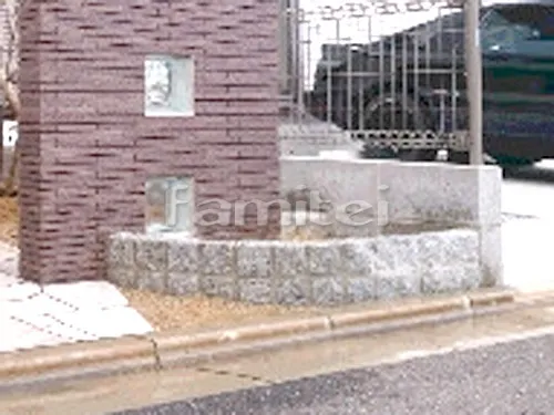 和歌山市 リフォーム部分工事 カーポート YKKAP レイナポートグラン 1台用(単棟) R型アール屋根 着脱式サポート柱 土間コンクリート ピンコロ石積み花壇 物置 支給品取付