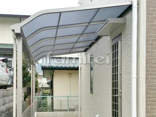 神戸市 エクステリア工事 洗濯干し屋根 レギュラーテラス屋根 1階用 R型アール屋根 ベランダ屋根 レギュラーテラス屋根 2階用 R型アール屋根 物干し