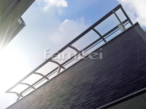 東大阪市 エクステリア工事 ベランダ屋根 レギュラーテラス屋根 2階用 R型アール屋根 物干し