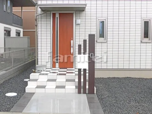 和歌山市 新築シンプル オープン外構 玄関まわり アプローチ 門柱 土間コンクリート